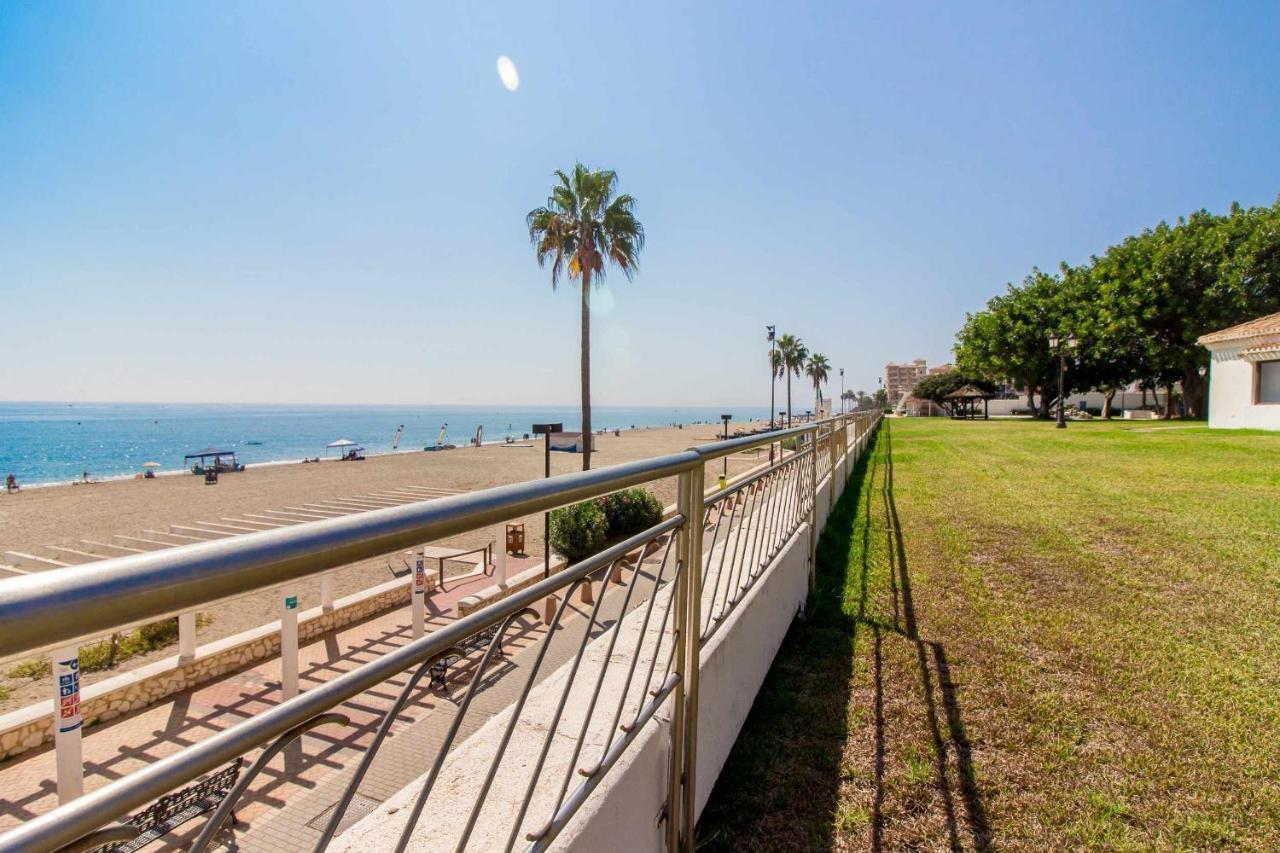 Castle Beach House Luxury Beachfront Villa Malaga Exterior photo