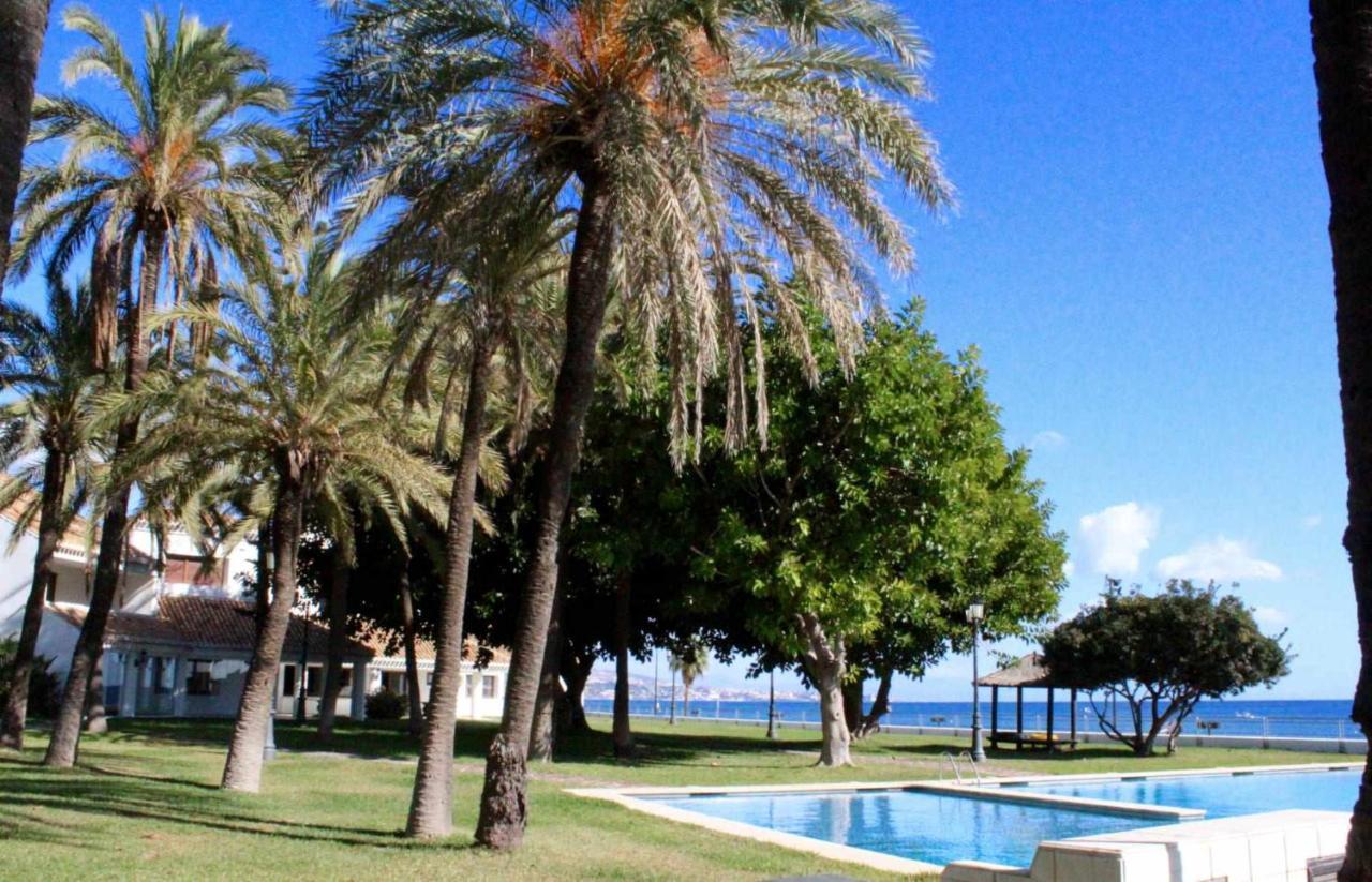 Castle Beach House Luxury Beachfront Villa Malaga Exterior photo