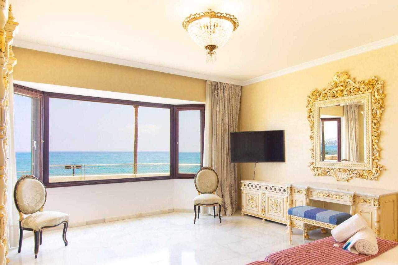 Castle Beach House Luxury Beachfront Villa Malaga Exterior photo
