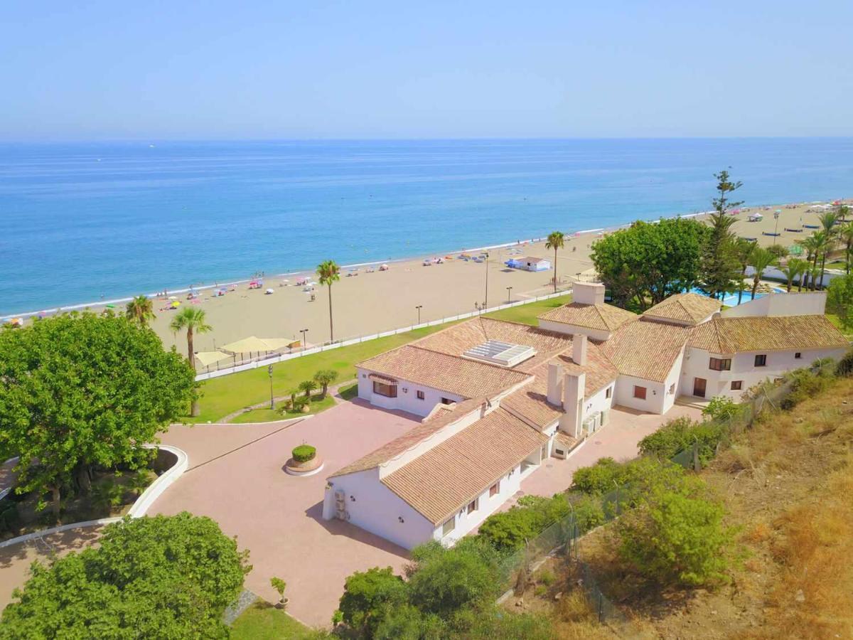 Castle Beach House Luxury Beachfront Villa Malaga Exterior photo